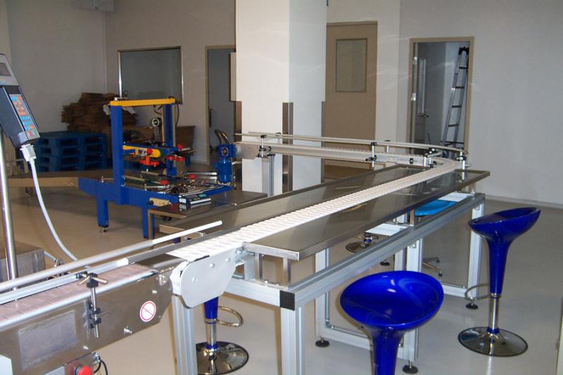 標準輸送線之柔性鏈輸送系列簡介 標準輸送線之柔性鏈輸送系列簡介